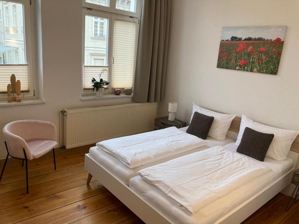 Das Bilderbuchcafe - Ferien - Apartment No 3 - Markt 7 Havelberg Luaran gambar