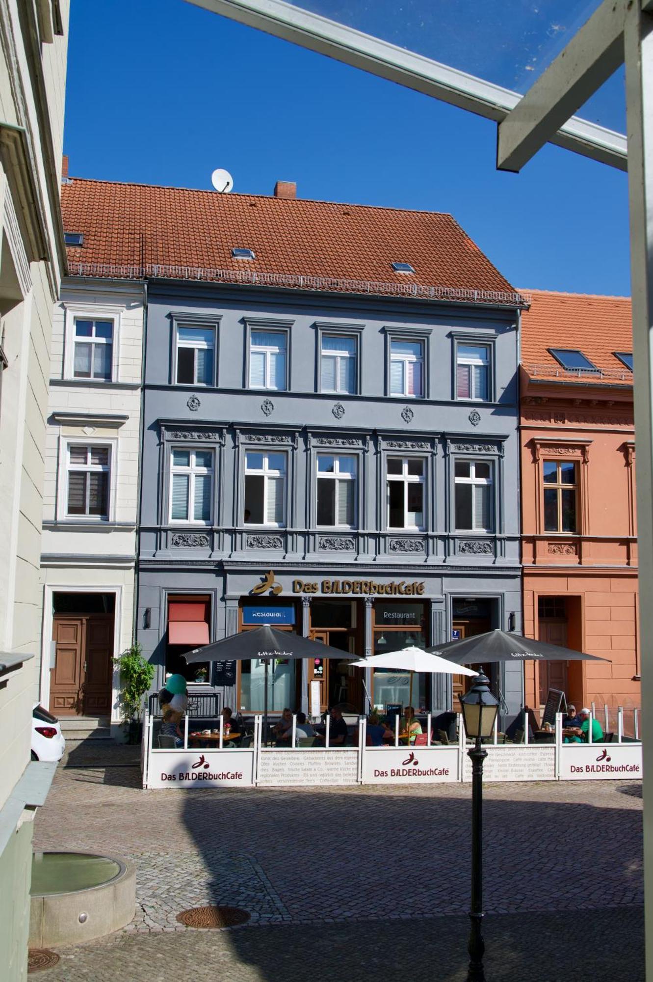 Das Bilderbuchcafe - Ferien - Apartment No 3 - Markt 7 Havelberg Luaran gambar