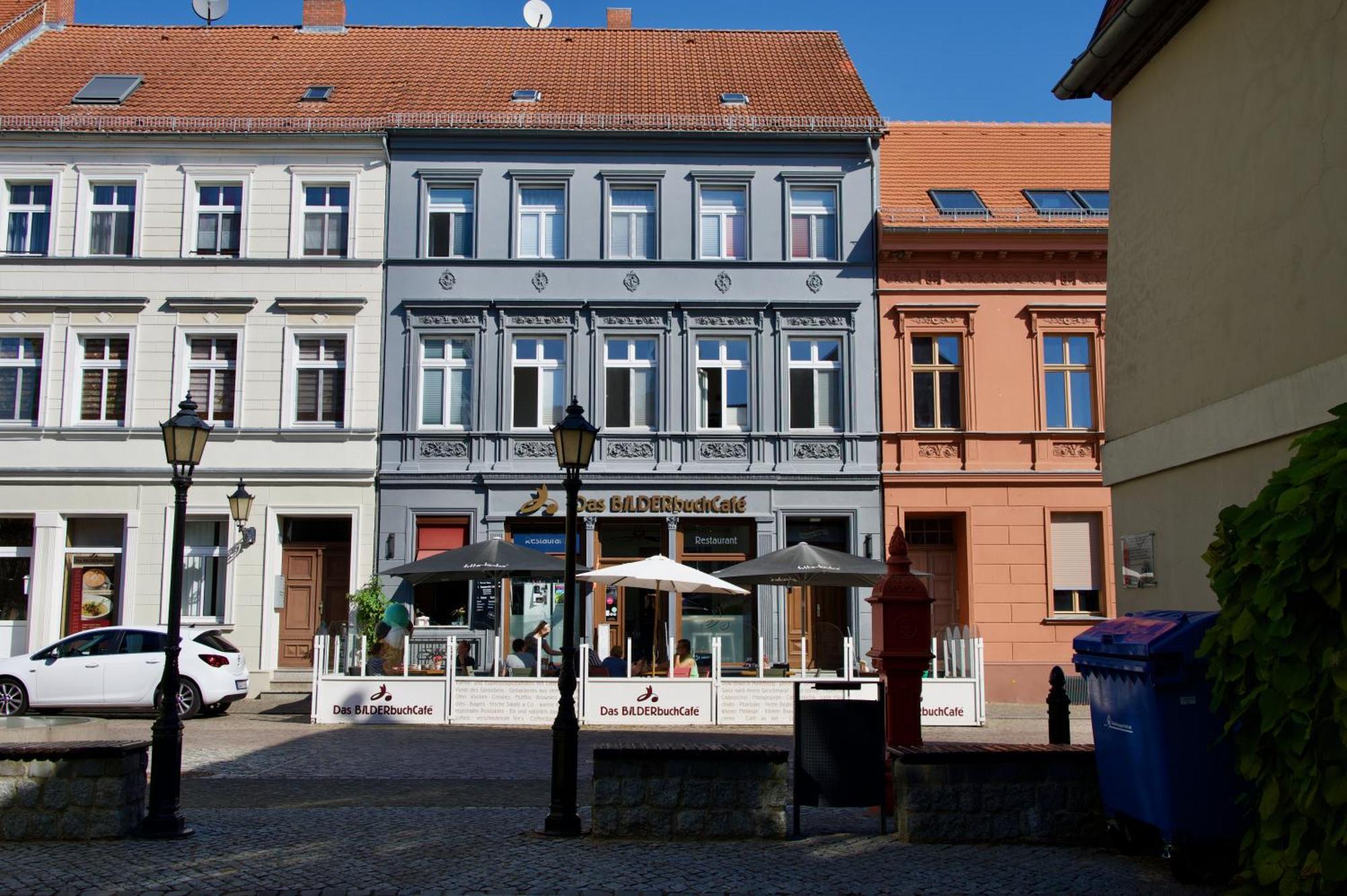Das Bilderbuchcafe - Ferien - Apartment No 3 - Markt 7 Havelberg Luaran gambar