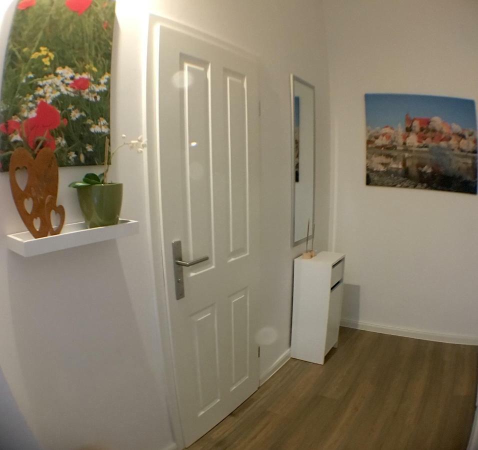 Das Bilderbuchcafe - Ferien - Apartment No 3 - Markt 7 Havelberg Luaran gambar