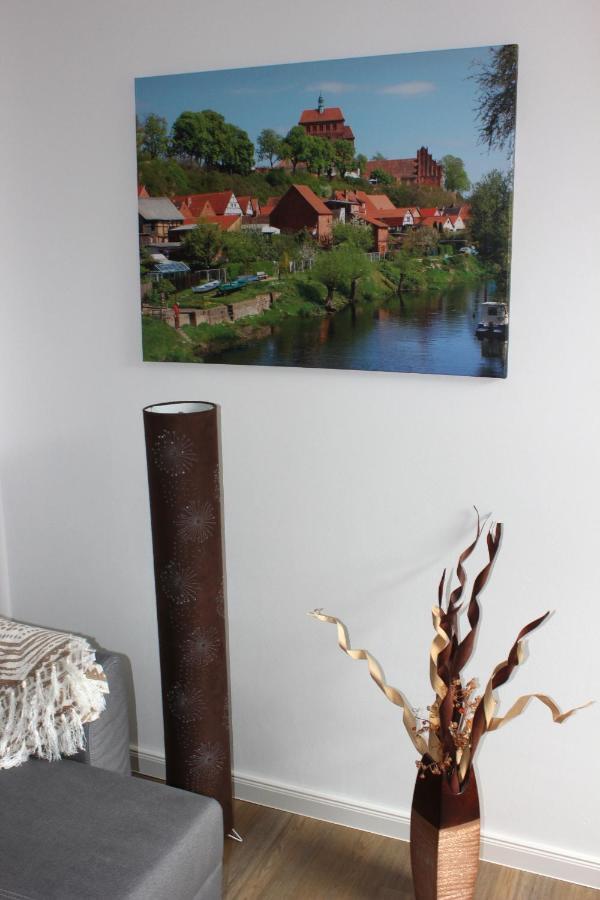 Das Bilderbuchcafe - Ferien - Apartment No 3 - Markt 7 Havelberg Luaran gambar
